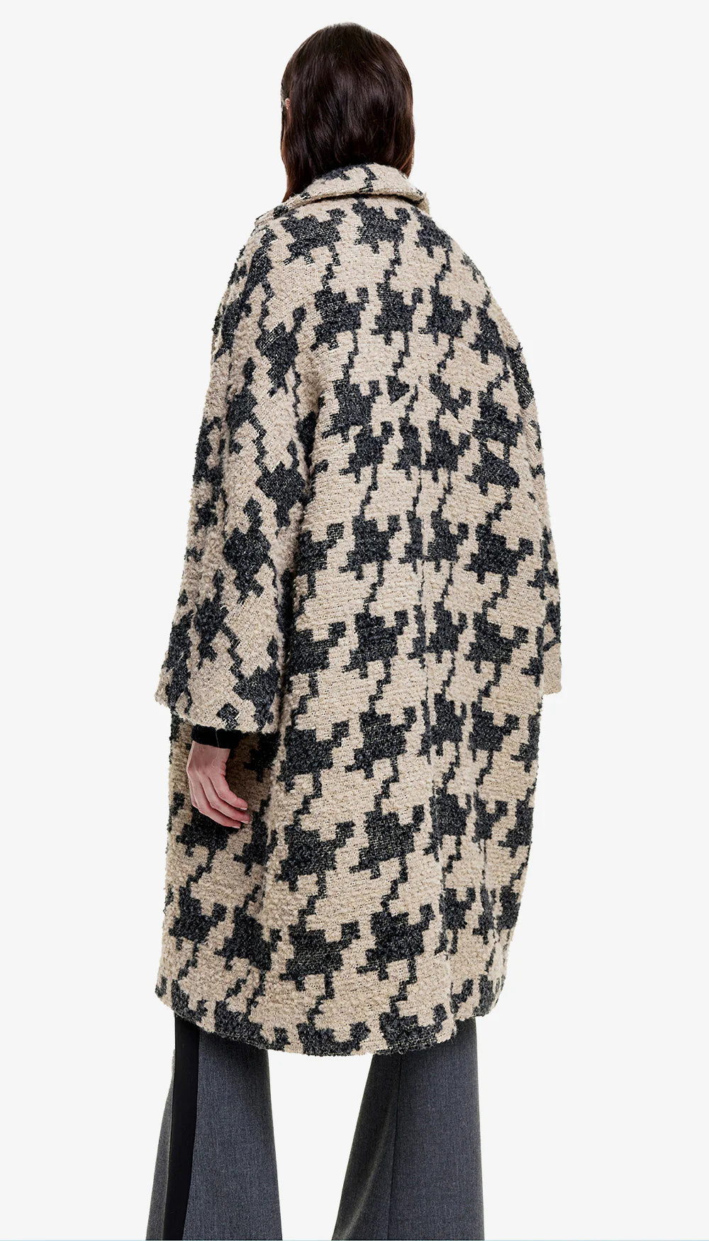 FA24101-Oversized-Swing-Coat-