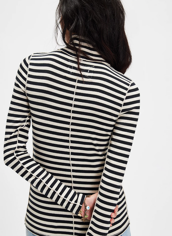 Good Good Turtleneck