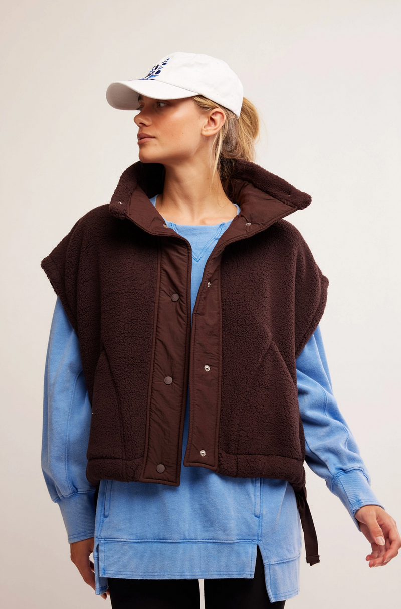 Scout it Out Fleece Vest